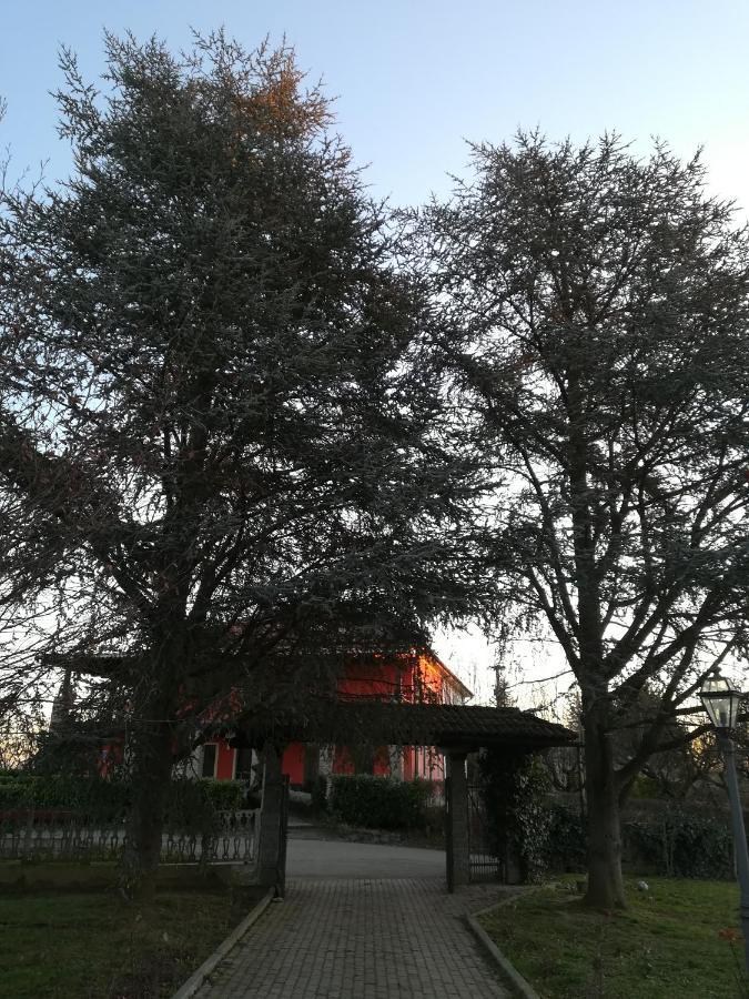 Villa Laura Incisa Scapaccino المظهر الخارجي الصورة