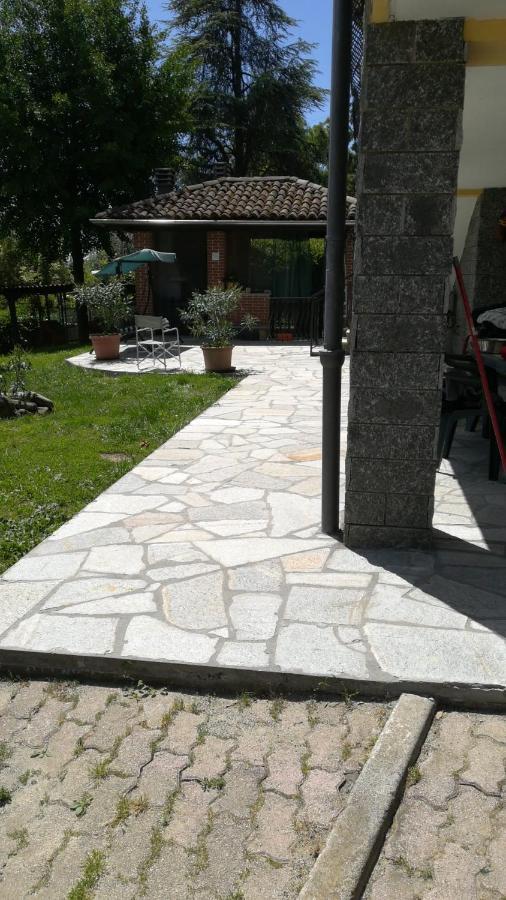 Villa Laura Incisa Scapaccino المظهر الخارجي الصورة